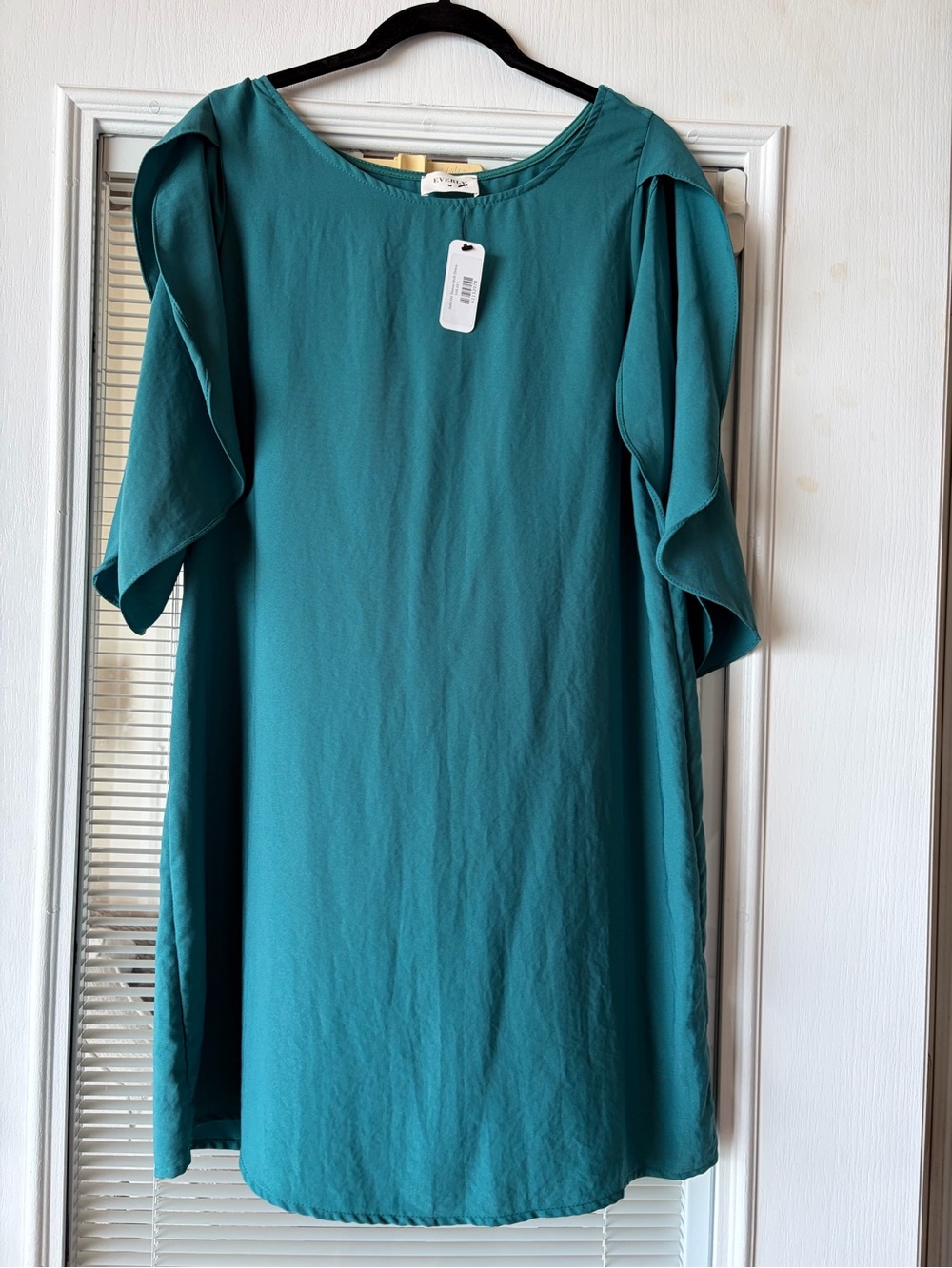 Everly Ruffle Sleeve Dress Teal Women’s Size L